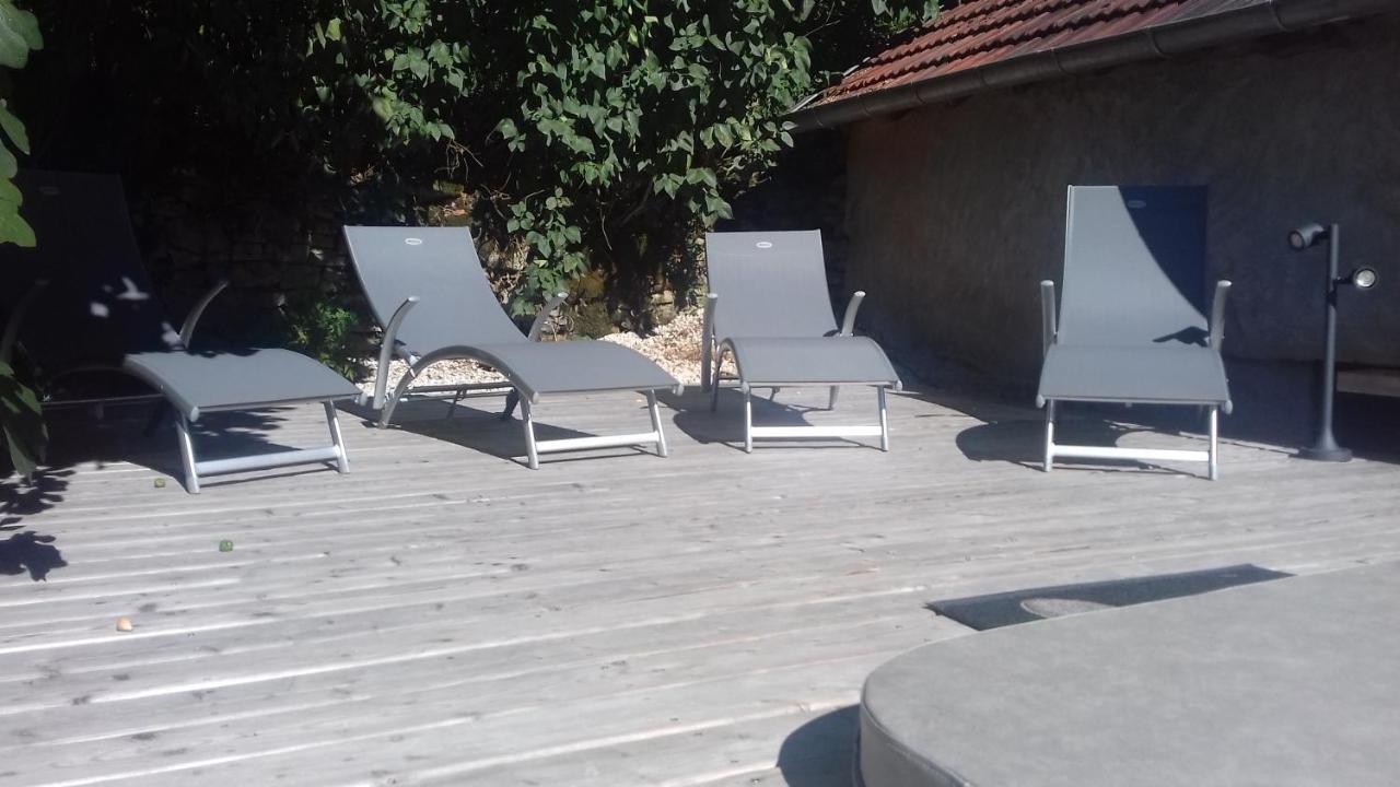 Bed and Breakfast Le D'Tour Gourmand Toulouse-le-Chateau Exterior foto