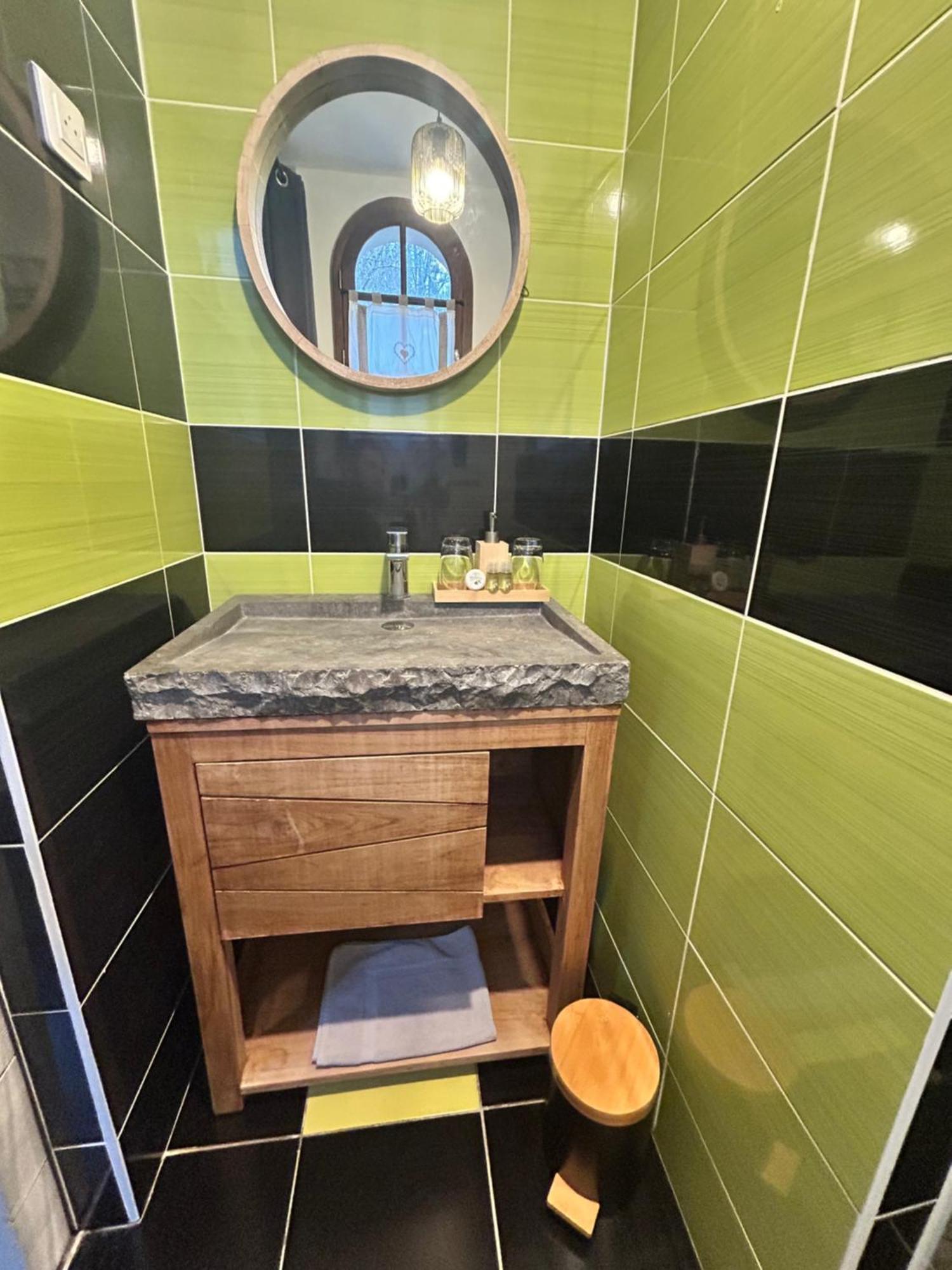 Bed and Breakfast Le D'Tour Gourmand Toulouse-le-Chateau Exterior foto