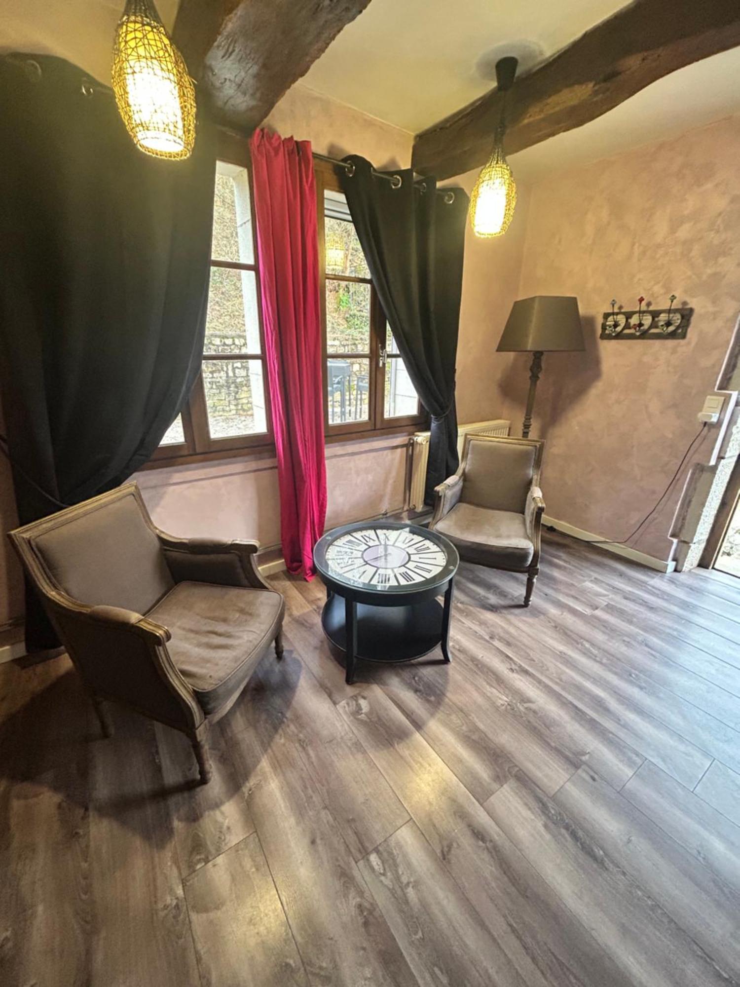 Bed and Breakfast Le D'Tour Gourmand Toulouse-le-Chateau Exterior foto